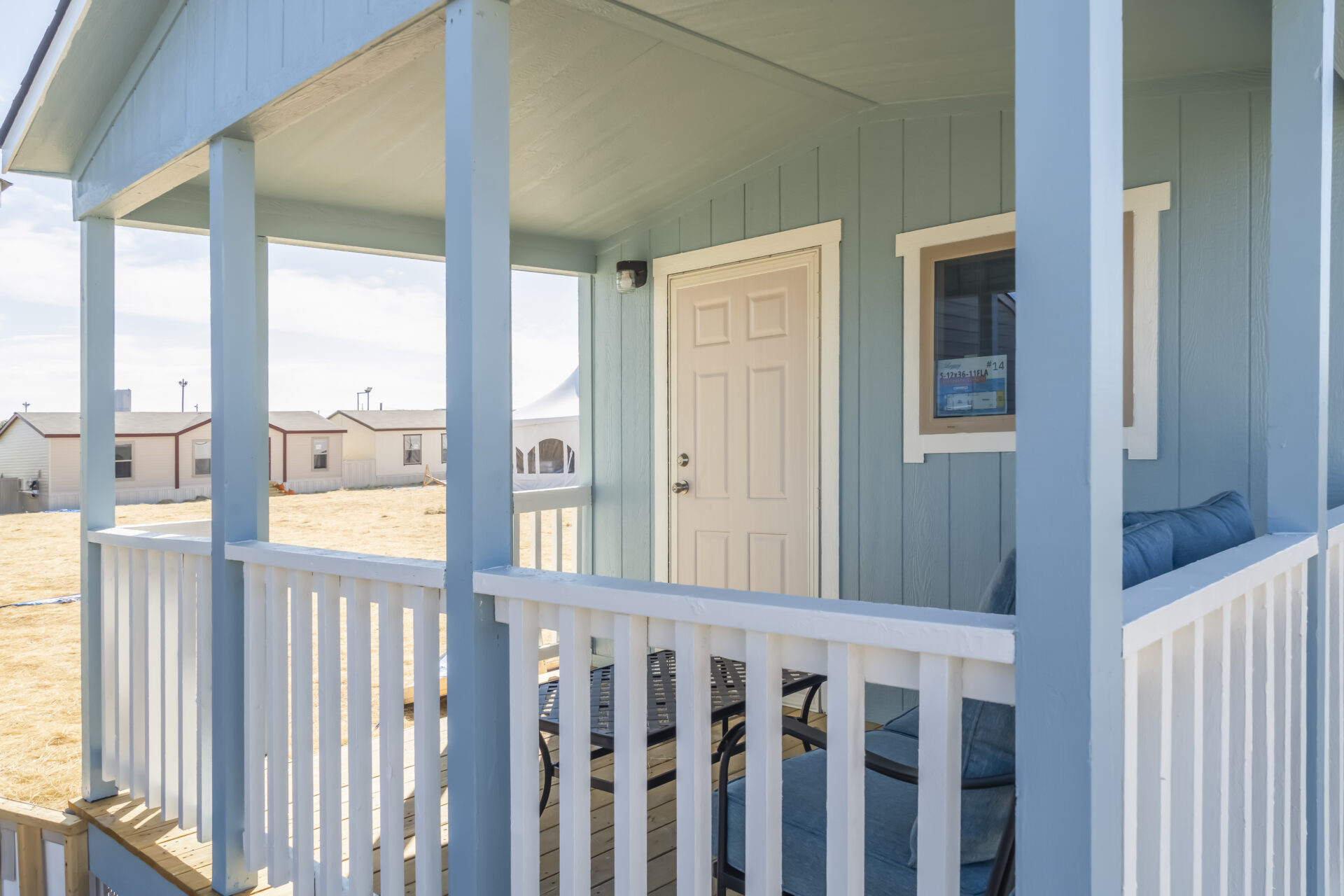 S-1236-11FLA_Ext-Porch_9094-1
